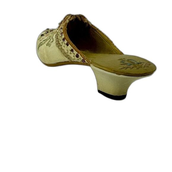 Vintage Nostalgia Collectible Miniature Shoe Figurine Slide On If The Shoe Fits - Picture 5 of 9